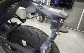 KAWASAKI ZX-25R 2000 ZX250E