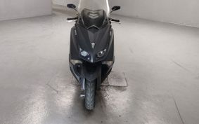 YAMAHA T-MAX 530 SJ09