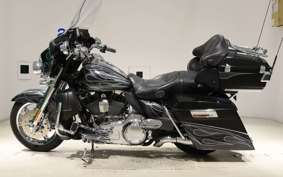 HARLEY FLHTCUSE 1800CVO 2011