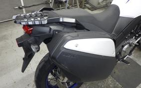 SUZUKI Vｽﾄﾛｰﾑ650XT 2020