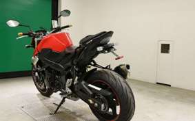 SUZUKI GSR750 2011