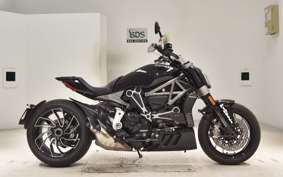 DUCATI DIAVEL X S 2016