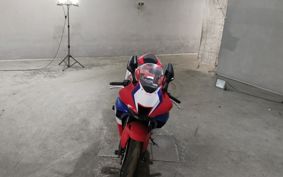 HONDA CBR1000RR R SC82