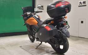 SUZUKI Vｽﾄﾛｰﾑ650A 2016