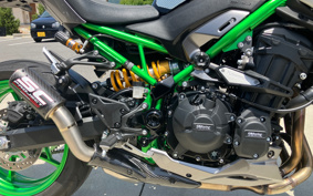 KAWASAKI Z900 SE 2025 ZR900S