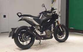 HUSQVARNA SVARTPILEN 401 2021