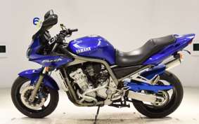 YAMAHA FZS1000 FAZER 2001 RN061