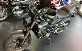 HONDA CB650R E-Clutch 2025 RH17