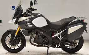 SUZUKI Vｽﾄﾛｰﾑ1000A 2016 VU51A