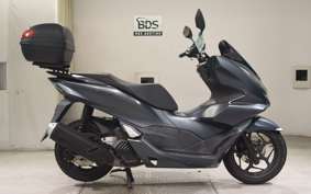 HONDA PCX125 2005 JK05