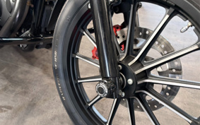 HARLEY XL883N IRON 2014 LE2