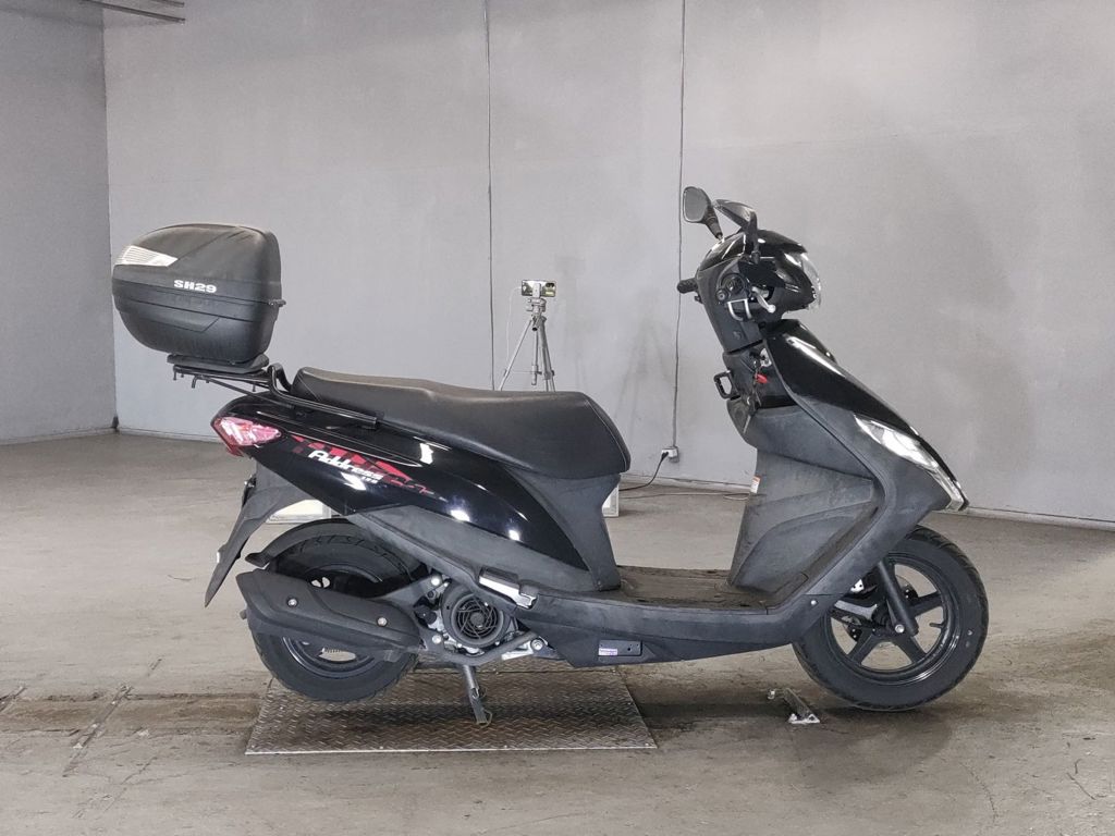 Фото Suzuki ADDRESS V125 с японского аукциона