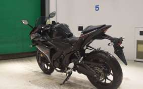 YAMAHA YZF-R3 2019 RH13J