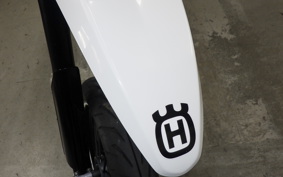 HUSQVARNA SMR125 2019