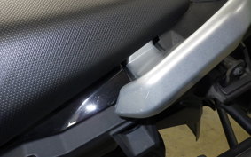 SUZUKI Vｽﾄﾛｰﾑ250A 2001