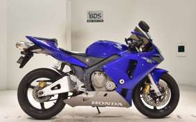 HONDA CBR600RR 2018 PC37
