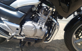 SUZUKI GSR250S GJ55D