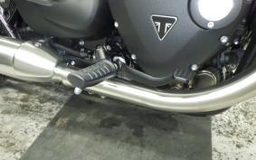 TRIUMPH BONNEVILLE BOBBER 2026