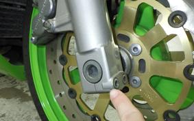 KAWASAKI ZXR400 Gen.2 2004