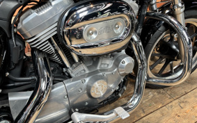 HARLEY XL883L 2010 CR2