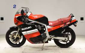 SUZUKI GSX-R750 1985 GR71F