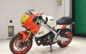 YAMAHA XSR900 GP 2024