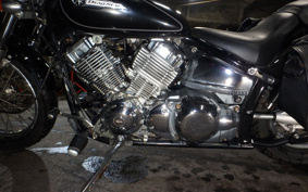 YAMAHA DRAGSTAR 400 2000 4TR