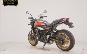 KAWASAKI Z900RS 2025 ZR900K