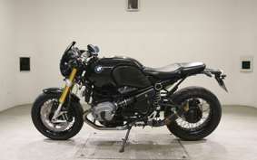 BMW R NINE T 2016