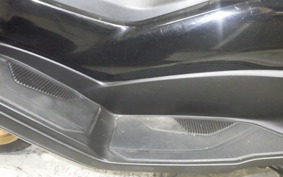 YAMAHA N-MAX SEG6J