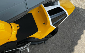 YAMAHA YZF-R6 RJ05