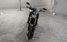 YAMAHA MT-09 RN34J