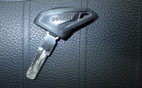 DUCATI SCRAMBLER SIXTY2 2021