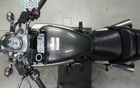 YAMAHA VMAX 2000