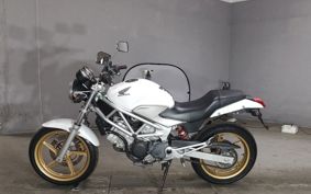 HONDA VTR 250 MC33