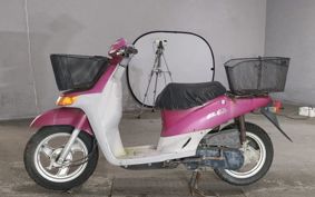 HONDA TOPIC AF38