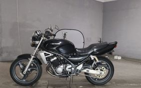 SUZUKI GSX250 ZR250C