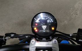 TRIUMPH TRIDENT 660 L21U41