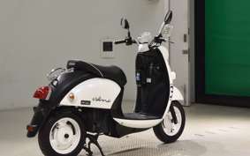 YAMAHA E-VINO