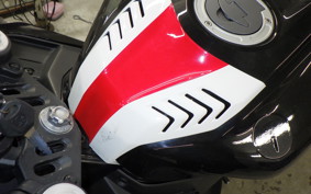 YAMAHA YZF-R15 2023