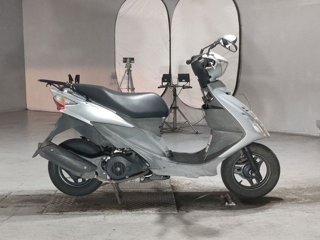 Фото Suzuki ADDRESS V125 с японского аукциона