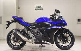 SUZUKI GSX250R 2016