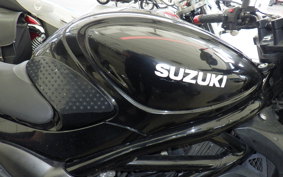 SUZUKI GLADIUS 2013 VK58A