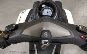 YAMAHA N-MAX 125 SE86J