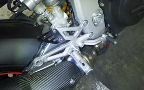 APRILIA RSV4 1100ファクト 2020