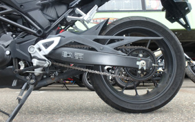 HONDA CB250R MC52