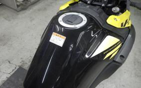 SUZUKI Vｽﾄﾛｰﾑ250A 2006