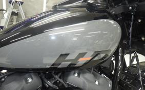 HARLEY FXFBS1870 2025