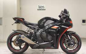 HONDA CBR1000RR Gen. 2 2009 SC59