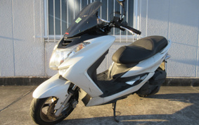 YAMAHA MAJESTYS SG28J